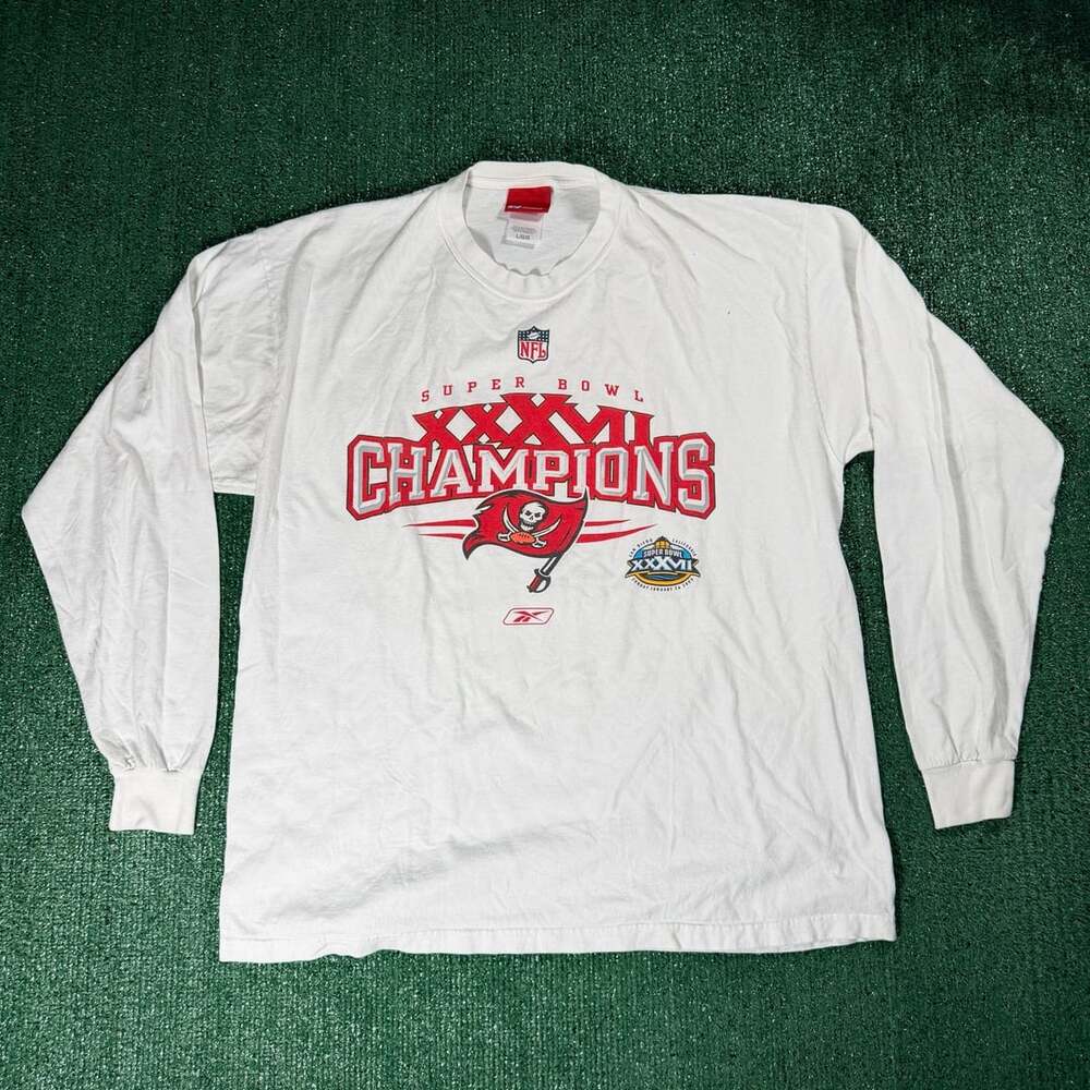 Vintage Tampa Bay Buccaneers Super Bowl Champions Long Sleeve T-Shirt Large